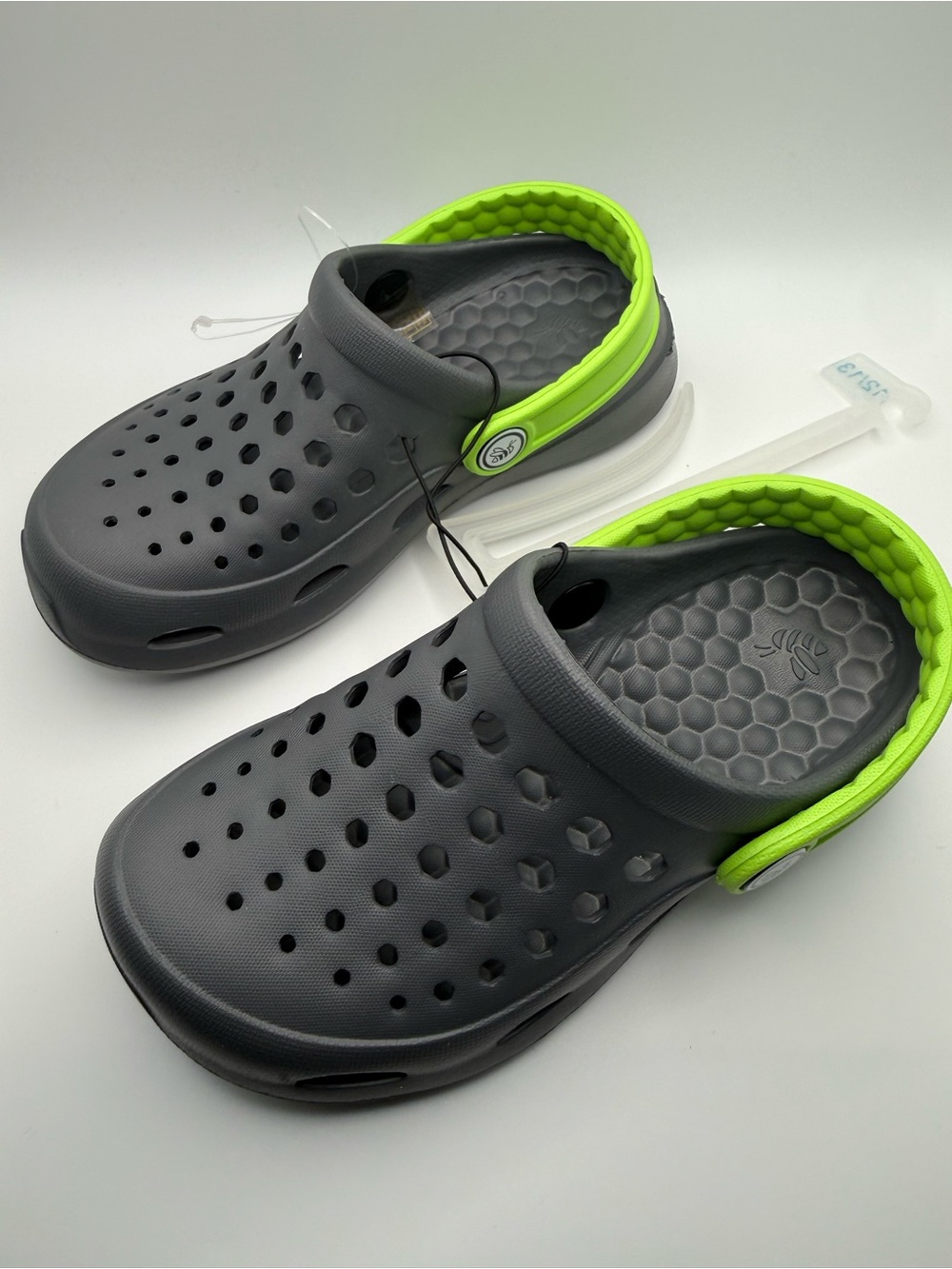 Joybees Crocs Kids Gray Clogs with Bright Green Heel Strap - Picture 11 of 14